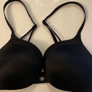 Victoria’s Secret 34A Black Push Up Pigeonnant padded bra perfect condition